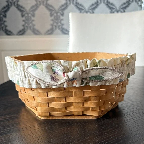 Longaberger Woodcraft Basket with floral-Print Fabric Band - Natural - Picture 1 of 3